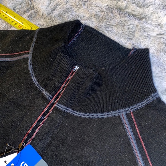 NWT Kirkland Signature Men’s Size Large Full Zip Sweater Charcoal/Red - Picture 4 of 4